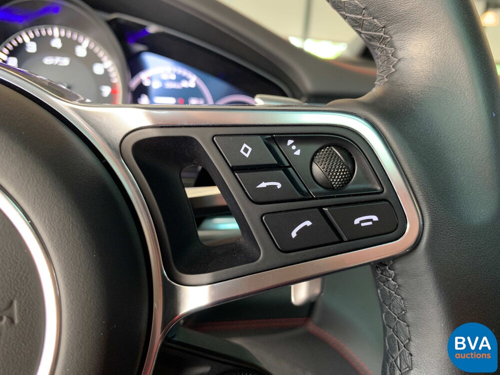 Porsche Panamera 4.0 GTS Sportchrono 460pk 2019, NL Registrierung.