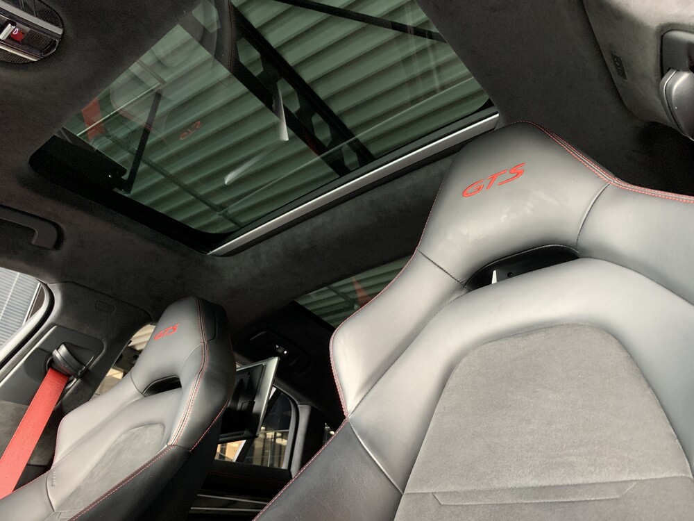 Porsche Panamera 4.0 GTS Sportchrono 460pk 2019, NL Registrierung.