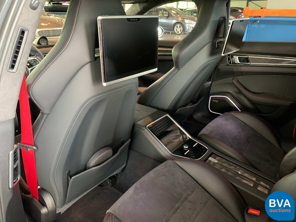 Porsche Panamera 4.0 GTS Sportchrono 460pk 2019, NL Registrierung.
