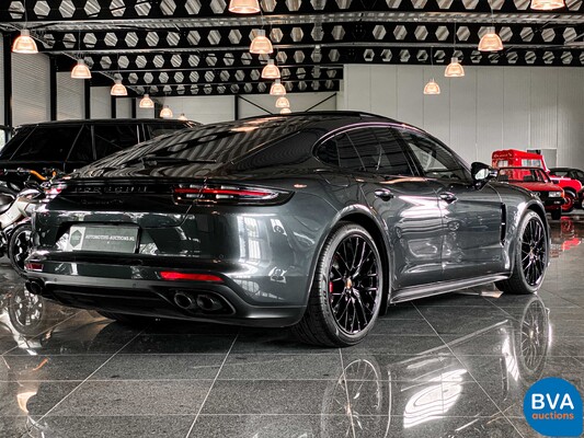 Porsche Panamera 4.0 GTS Sportchrono 460pk 2019, NL Registrierung.