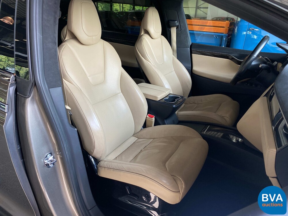 Tesla Model X 90D Autopilot für 6 Personen 428pk 2016 -Org NL- Dual Motor, NB-493-J.