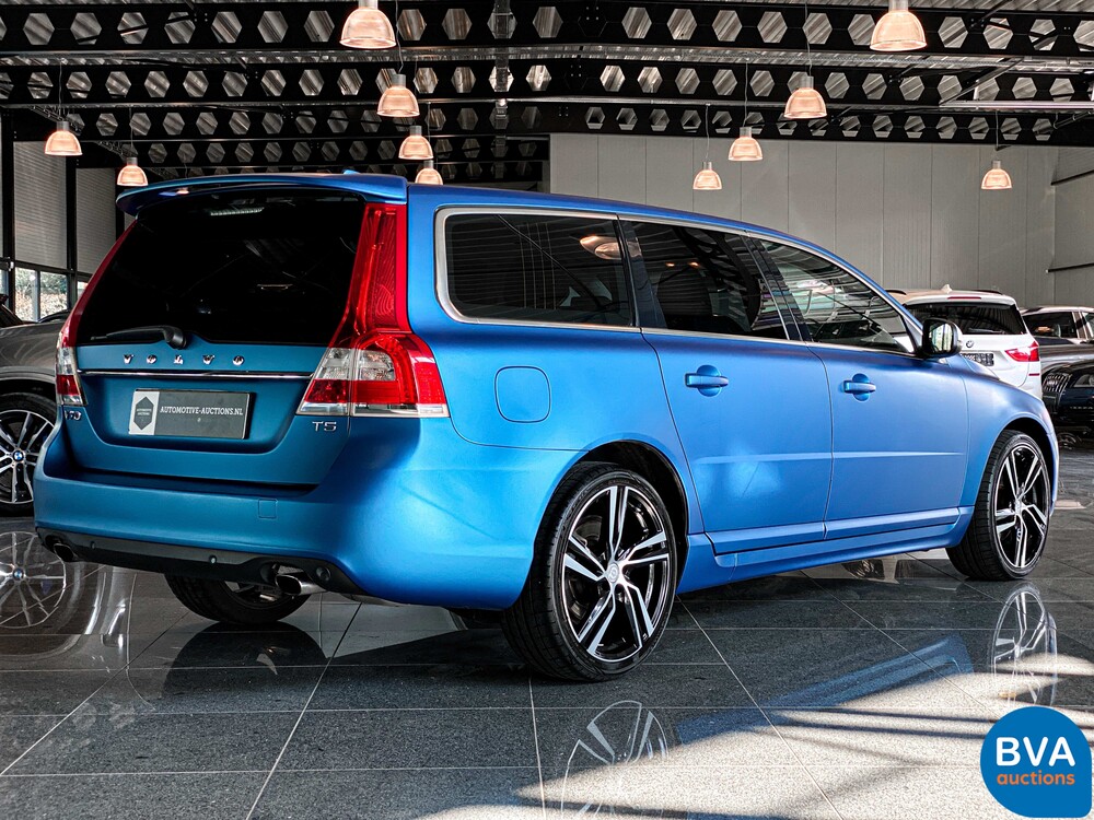Volvo V702.0 T5 Kinetic 245 PS 2015, RV-417-T.