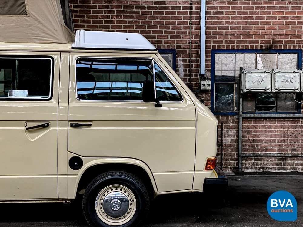 Volkswagen T3 Westfalia Camper Transporter 1982, J-680-JT
