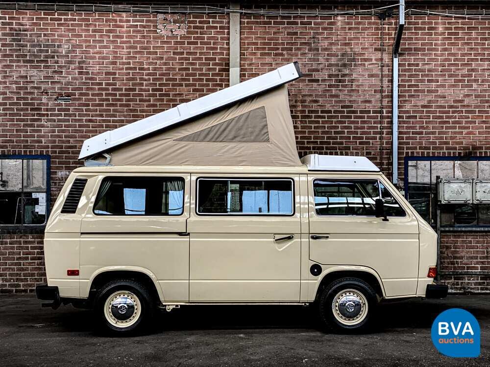 Volkswagen T3 Westfalia Camper Transporter 1982, J-680-JT