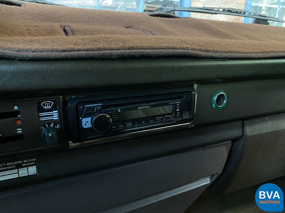 Volkswagen T3 Westfalia Camper Transporter 1982, J-680-JT