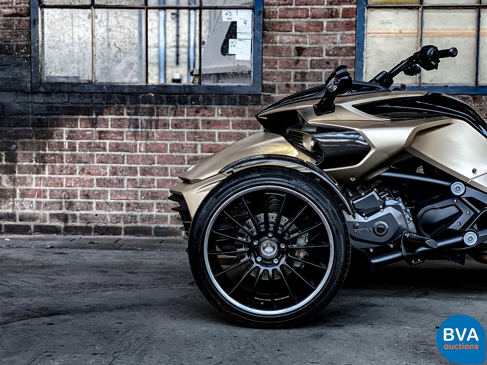 Can-Am Spyder F3 S 113hp 2015 Can Am SPECIAL EDITION, NL Nummernschild.