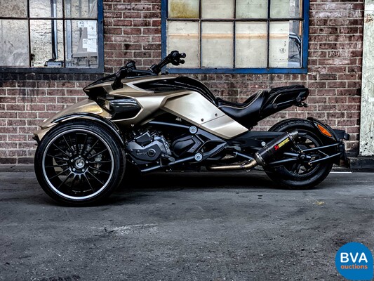 Can-Am Spyder F3 S 113hp 2015 Can Am SPECIAL EDITION, NL License plate.