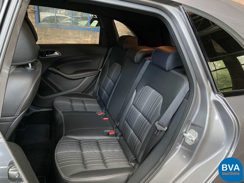 Mercedes-Benz B180 B-Class Ambition -Org NL, 2-SHJ-07.