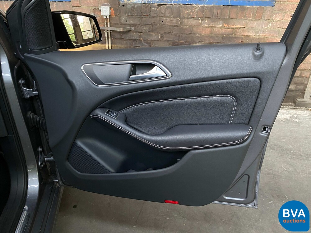 Mercedes-Benz B180 B-Class Ambition -Org NL, 2-SHJ-07.