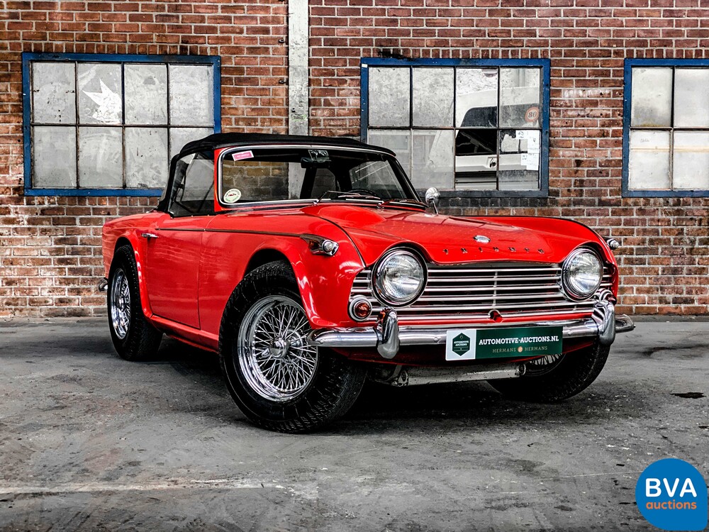 Triumph TR4A2.1A TR4 Cabrio -Org.NL-1966, 49-21-BX.