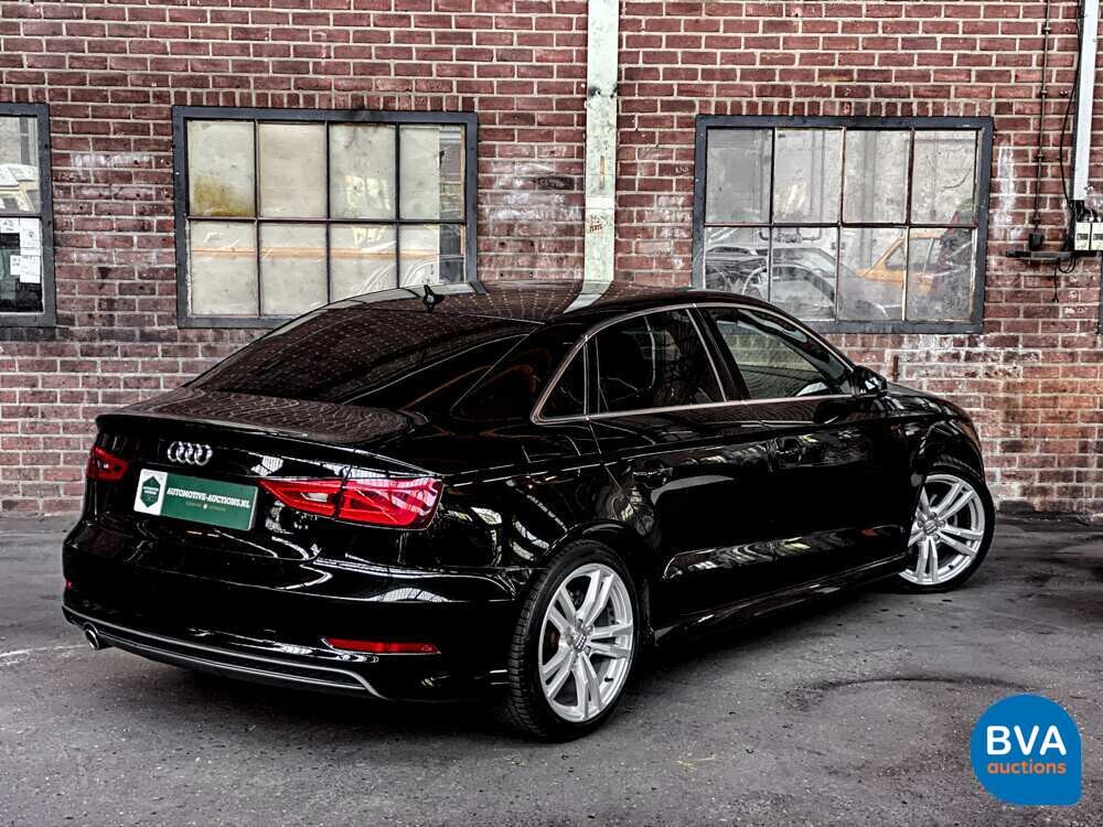 Audi A3 Limousine 1.6 TDI Adrenaline Sport S-line 110PS 2016, -Original NL-, JT-348-Z.
