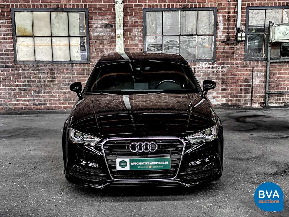 Audi A3 Limousine 1.6 TDI Adrenaline Sport S-line 110PS 2016, -Original NL-, JT-348-Z.
