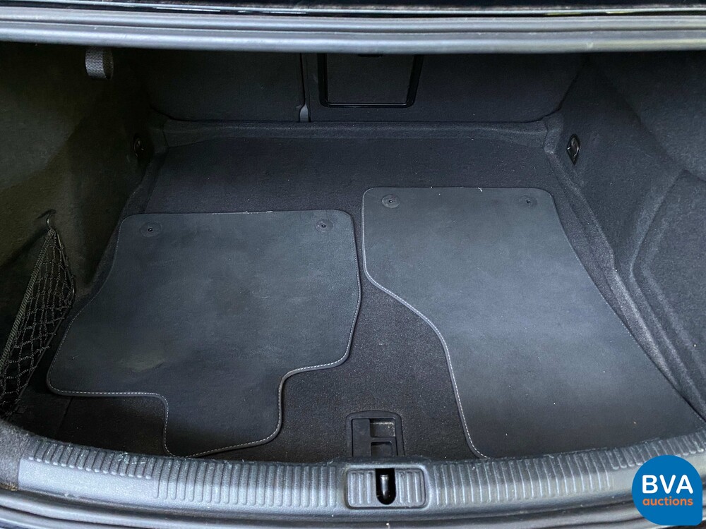 Audi A3 Limousine 1.6 TDI Adrenaline Sport S-line 110PS 2016, -Original NL-, JT-348-Z.