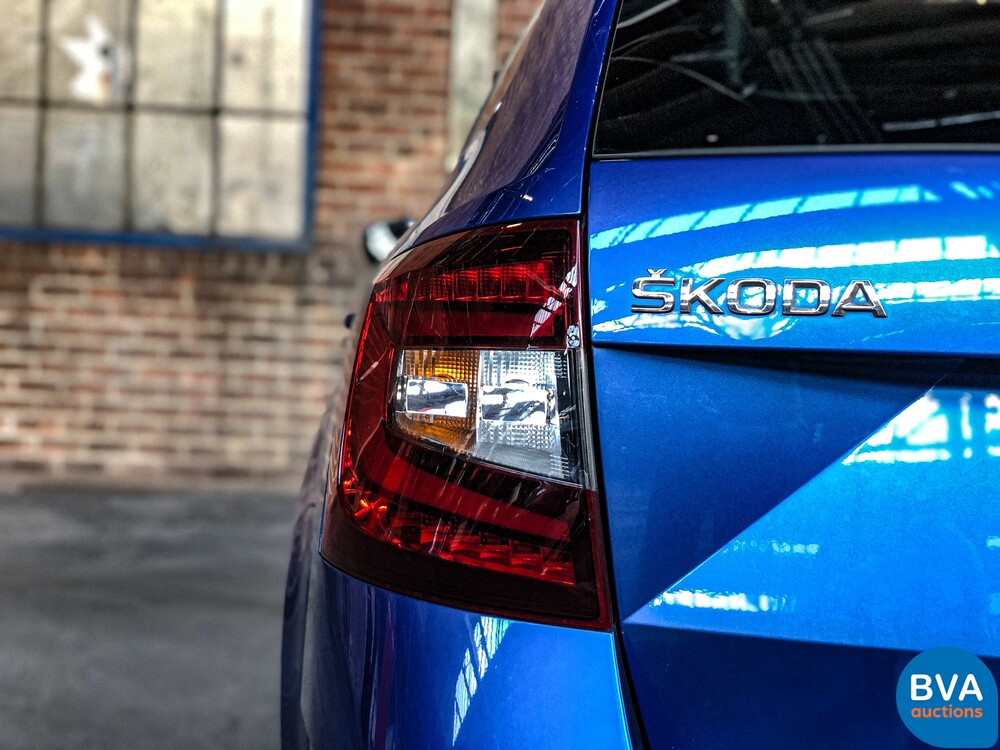 Skoda Octavia Kombi 1.6 TDI Greentech Style Business 116pk 2017 -Org NL-, PG-733-H.