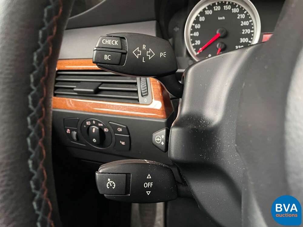 BMW M5 5.0 V10 E60 507pk 5-series 2005 -YOUNGTIMER-, J-709-BP.