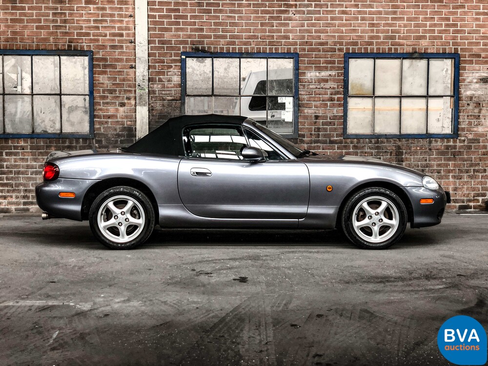 Mazda MX-5 1.6i Exclusive 110hp 2004, 53-RZN-5.