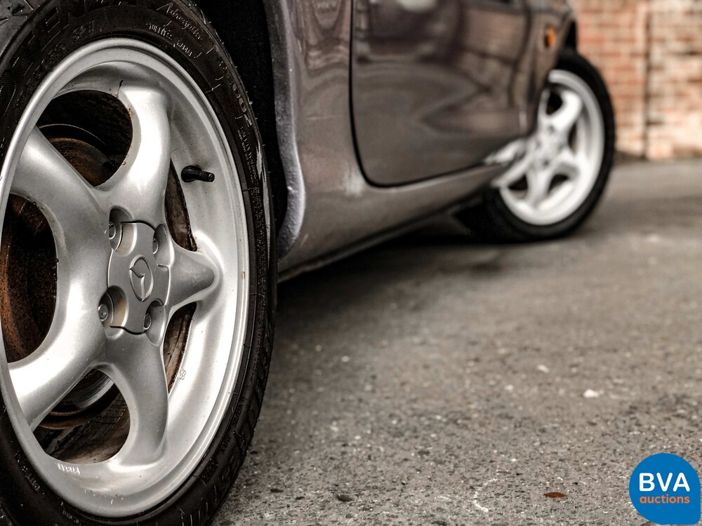 Mazda MX-5 1.6i Exclusive 110hp 2004, 53-RZN-5.