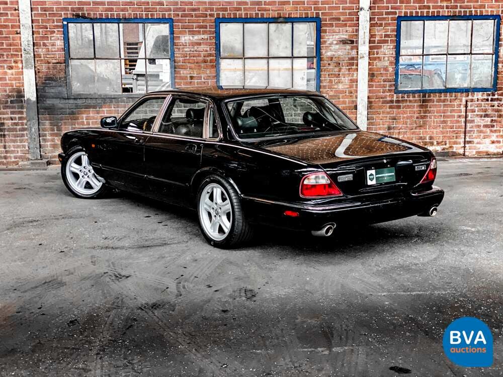 Jaguar XJR V8 363 PS 1998.