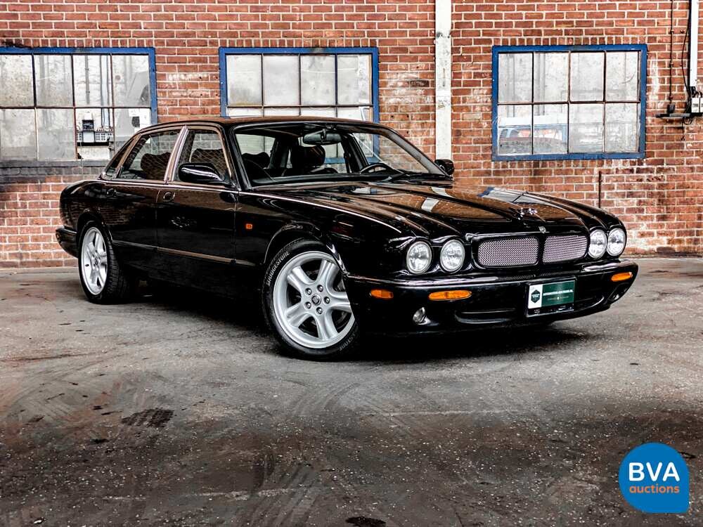 Jaguar XJR V8 363 PS 1998.
