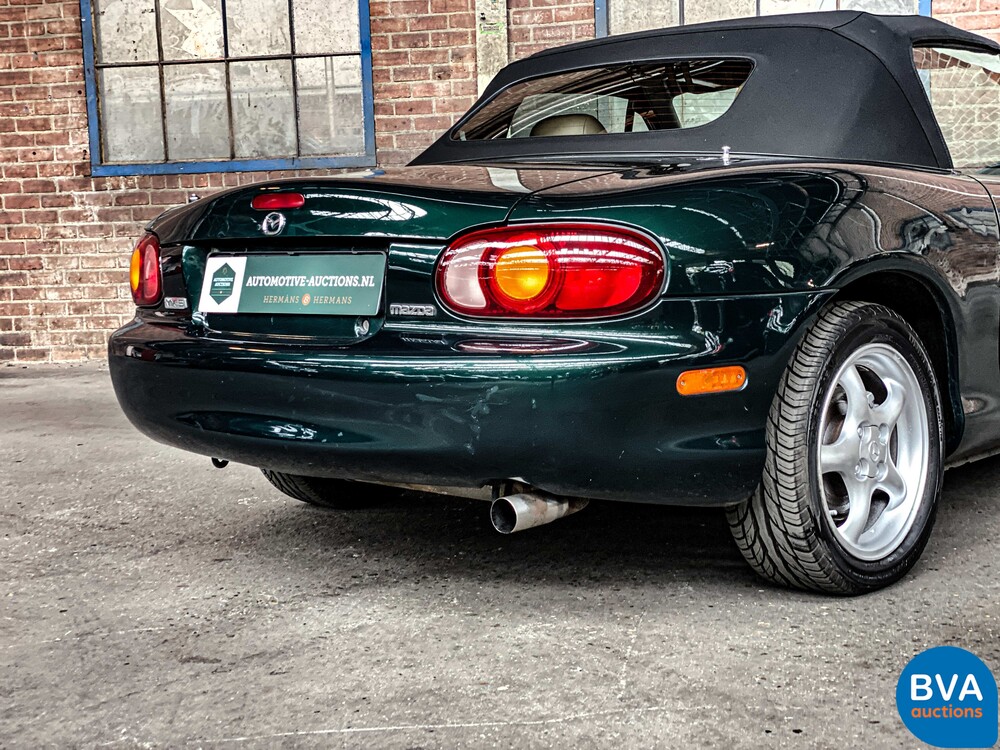 Mazda MX-5 Convertible 1.6 110hp 2000.