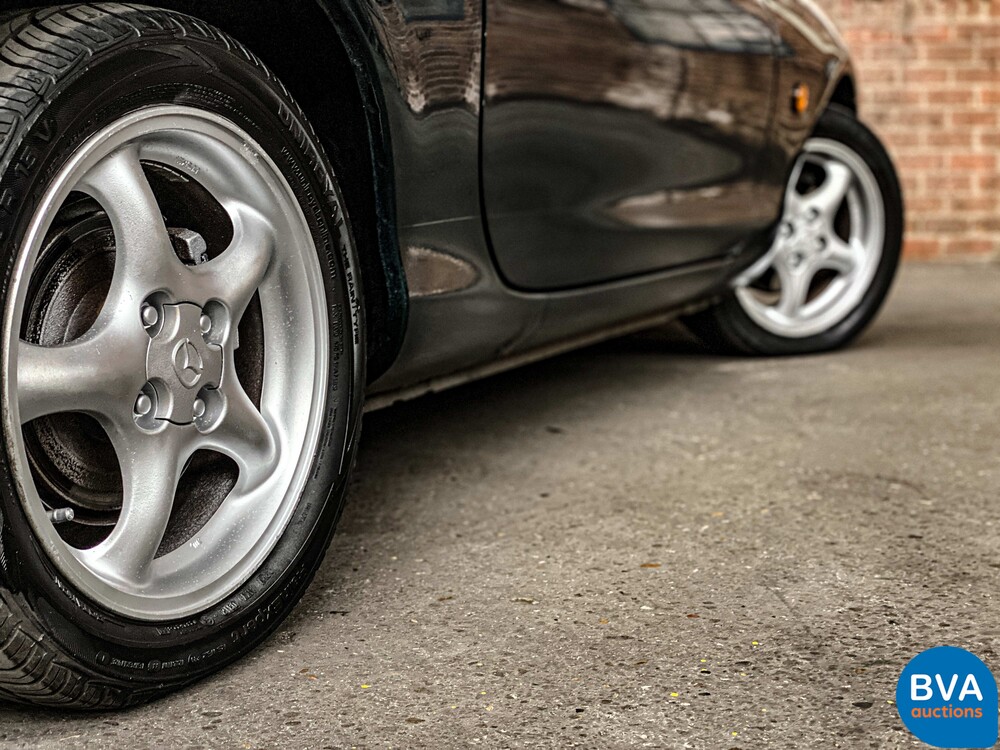 Mazda MX-5 Convertible 1.6 110hp 2000.