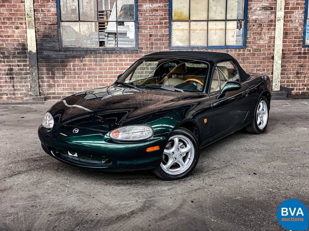 Mazda MX-5 Convertible 1.6 110hp 2000.