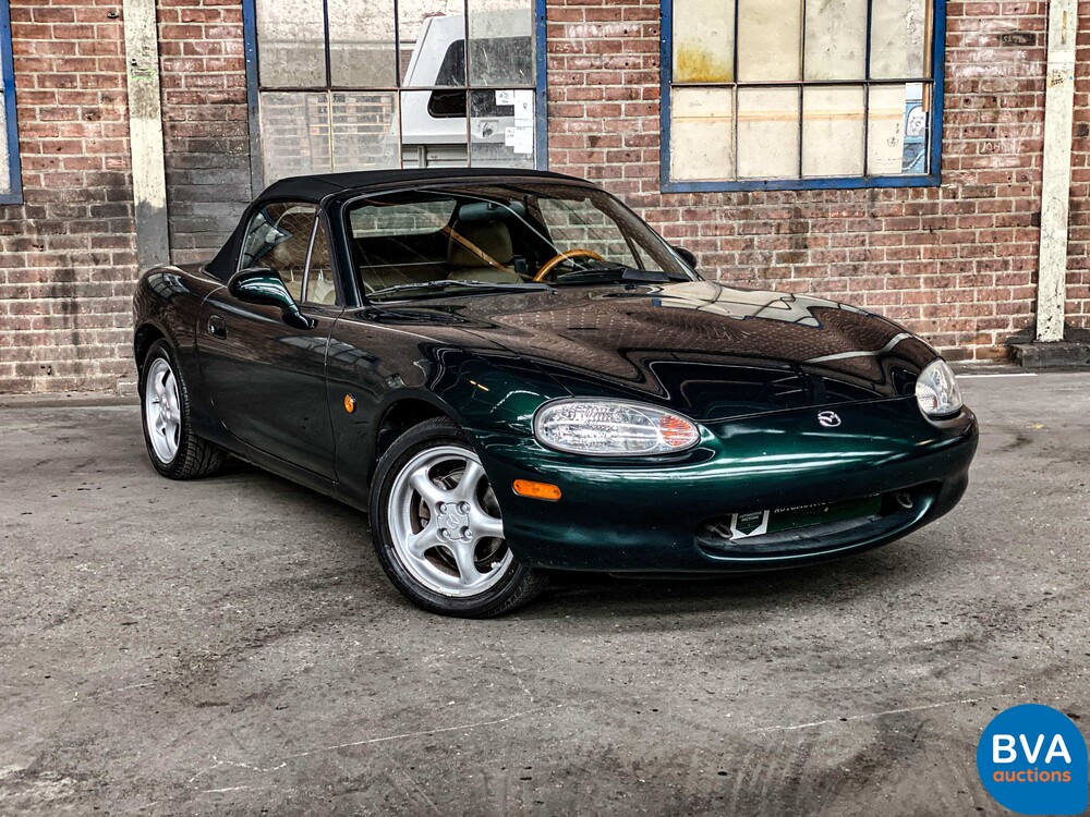 Mazda MX-5 Convertible 1.6 110hp 2000.
