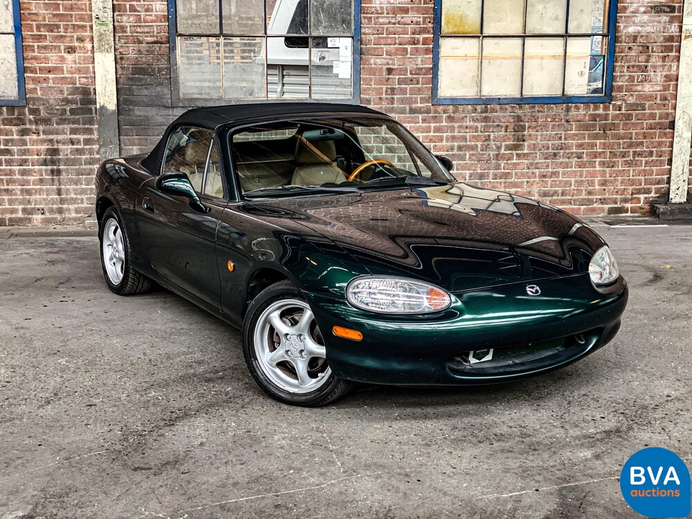 Mazda MX-5 Convertible 1.6 110hp 2000.