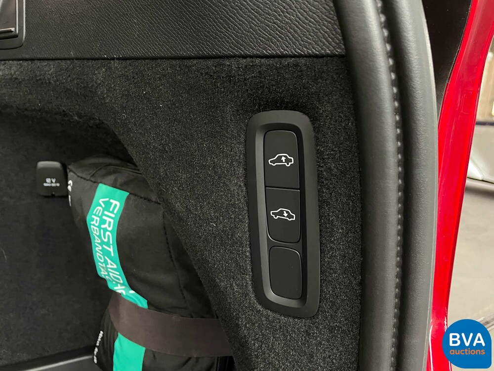 Volvo XC90 T8 Twin Engine AWD Inscription 7-Pers. 408hp 49gr. CO2 2016.