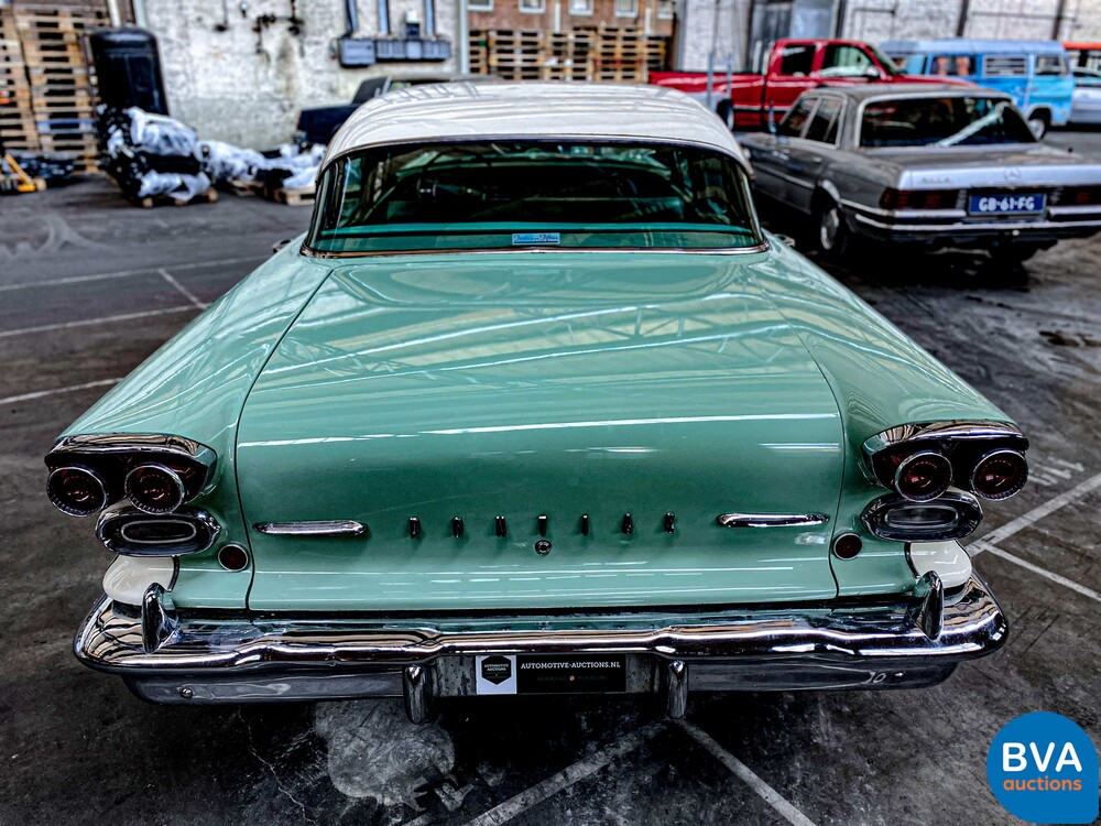 Pontiac Laurentian 1958.