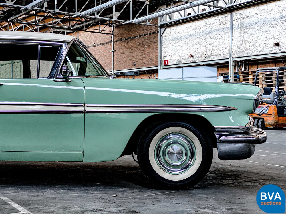 Pontiac Laurentian 1958.