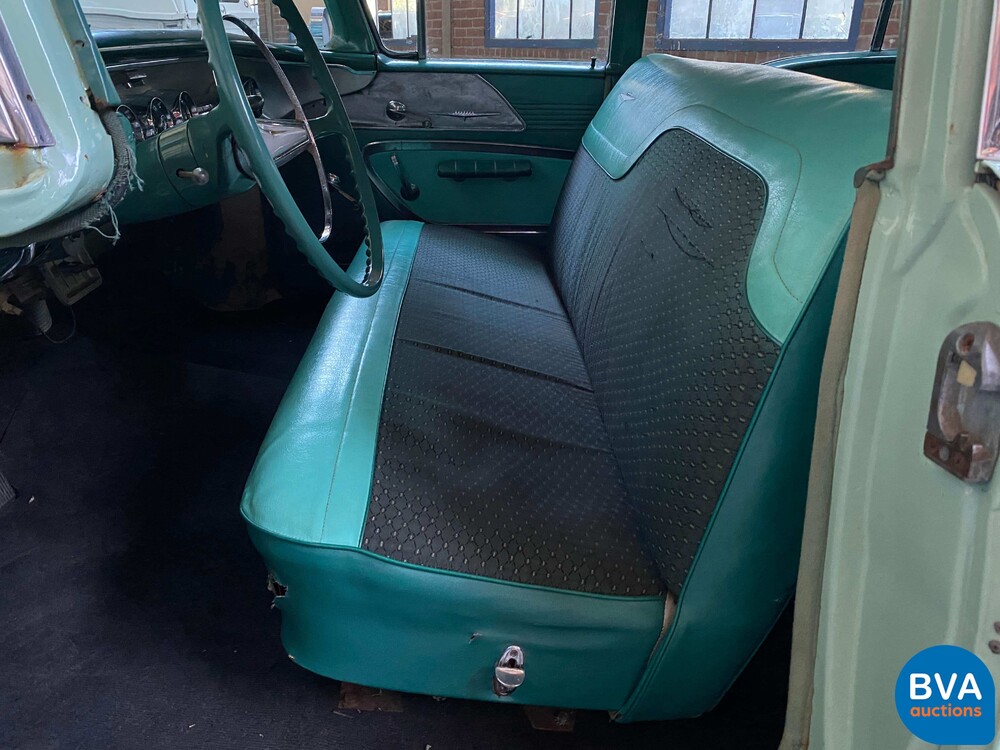 Pontiac Laurentian 1958.