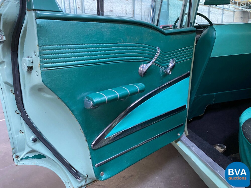 Pontiac Laurentian 1958.