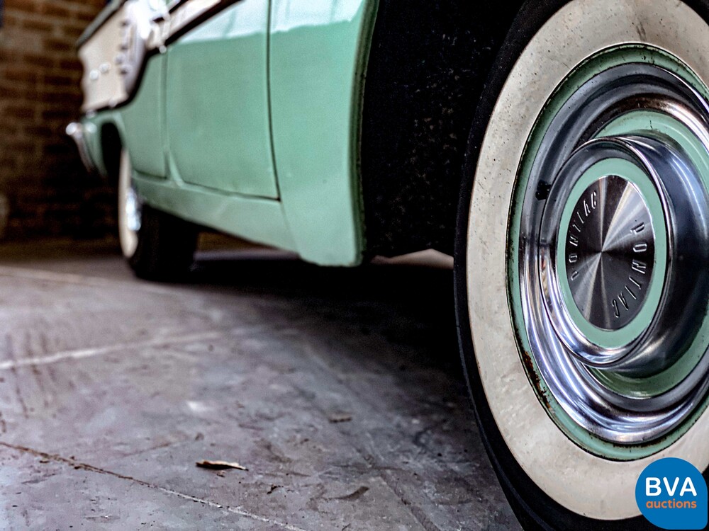 Pontiac Laurentian 1958.