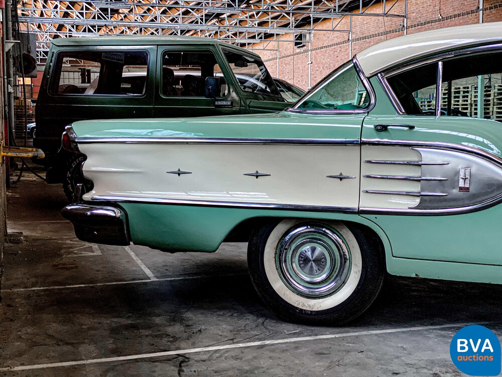 Pontiac Laurentian 1958.