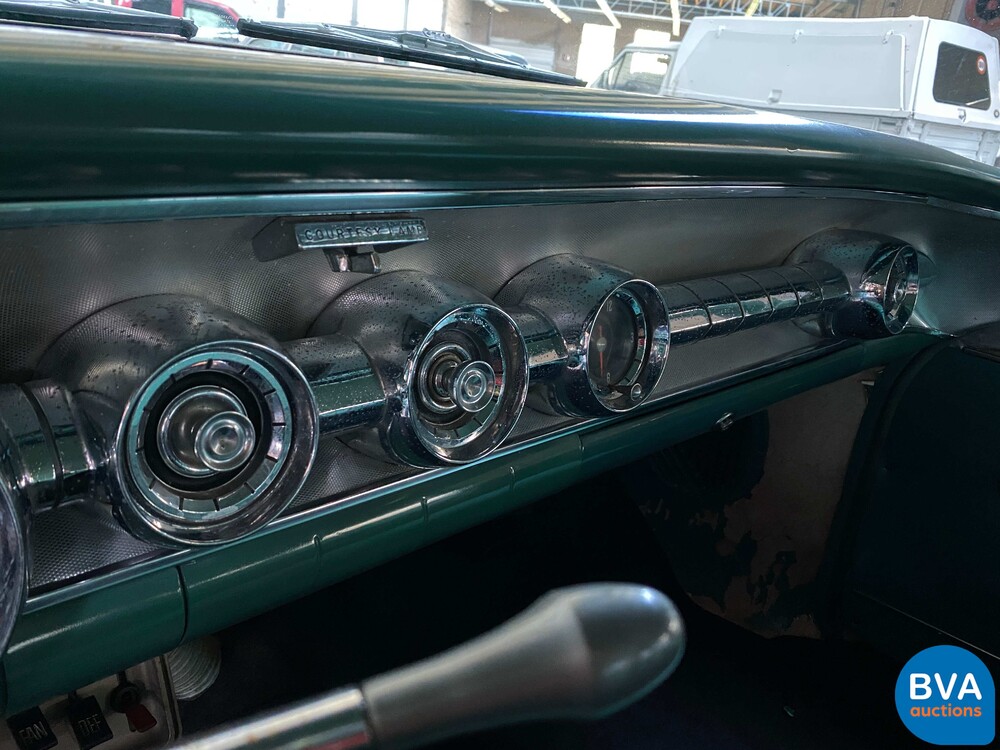 Pontiac Laurentian 1958.