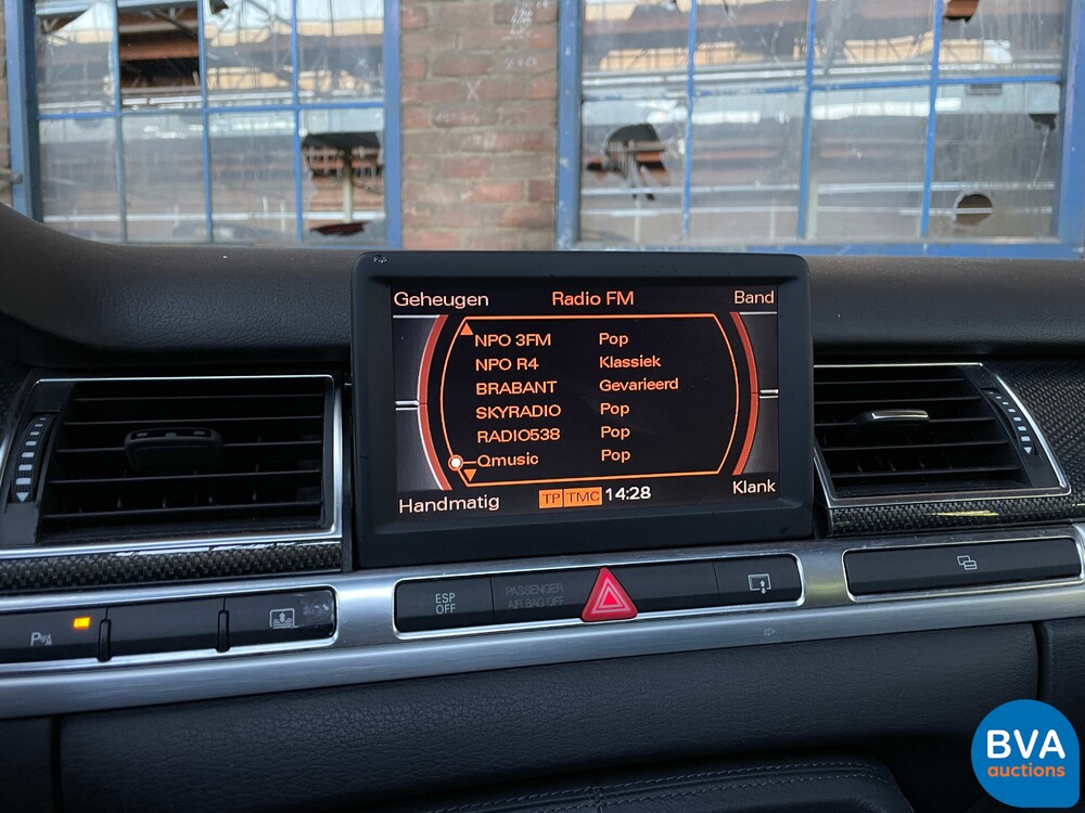 Audi S8 Pro Line 5.2 V10 Quattro 450pk 2006 -Original NL-, 84-TK-BG.