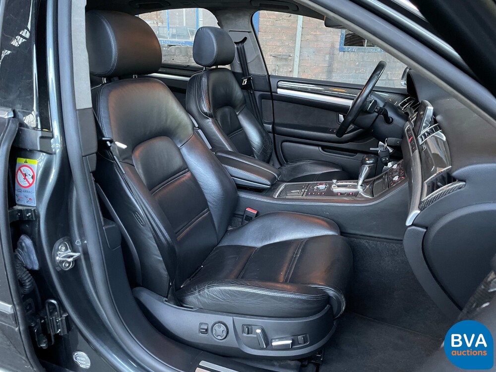 Audi S8 Pro Line 5.2 V10 Quattro 450pk 2006 -Original NL-, 84-TK-BG.