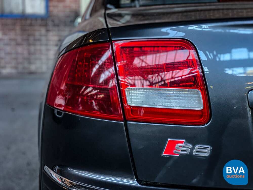 Audi S8 Pro Line 5.2 V10 Quattro 450pk 2006 -Original NL-, 84-TK-BG.