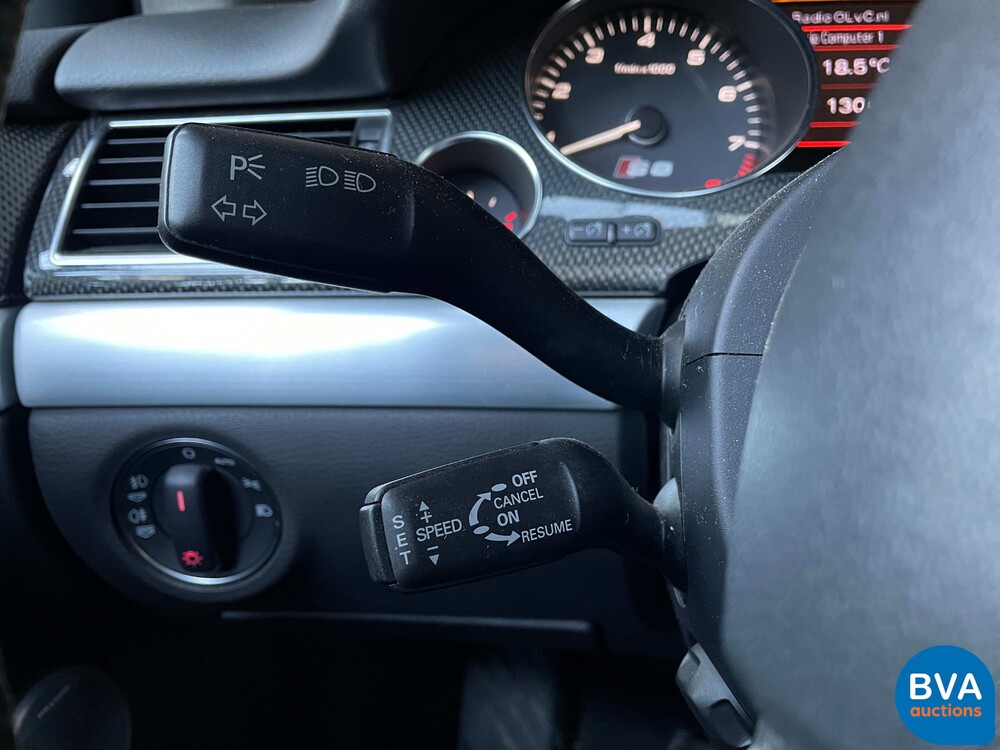 Audi S8 Pro Line 5.2 V10 Quattro 450pk 2006 -Original NL-, 84-TK-BG.