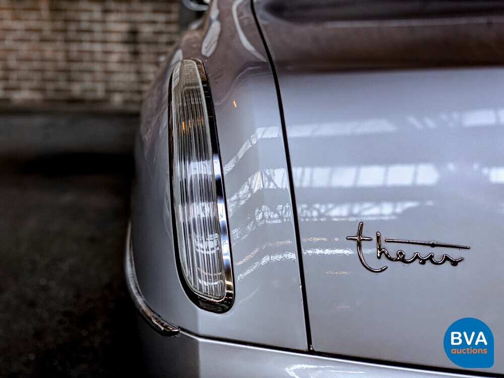 Lancia-These 3.2-24V V6 Emblema 230pk 2005 -Original NL, 22-RF-GB.