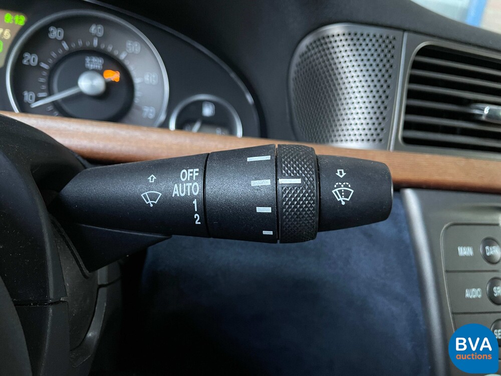 Lancia-These 3.2-24V V6 Emblema 230pk 2005 -Original NL, 22-RF-GB.