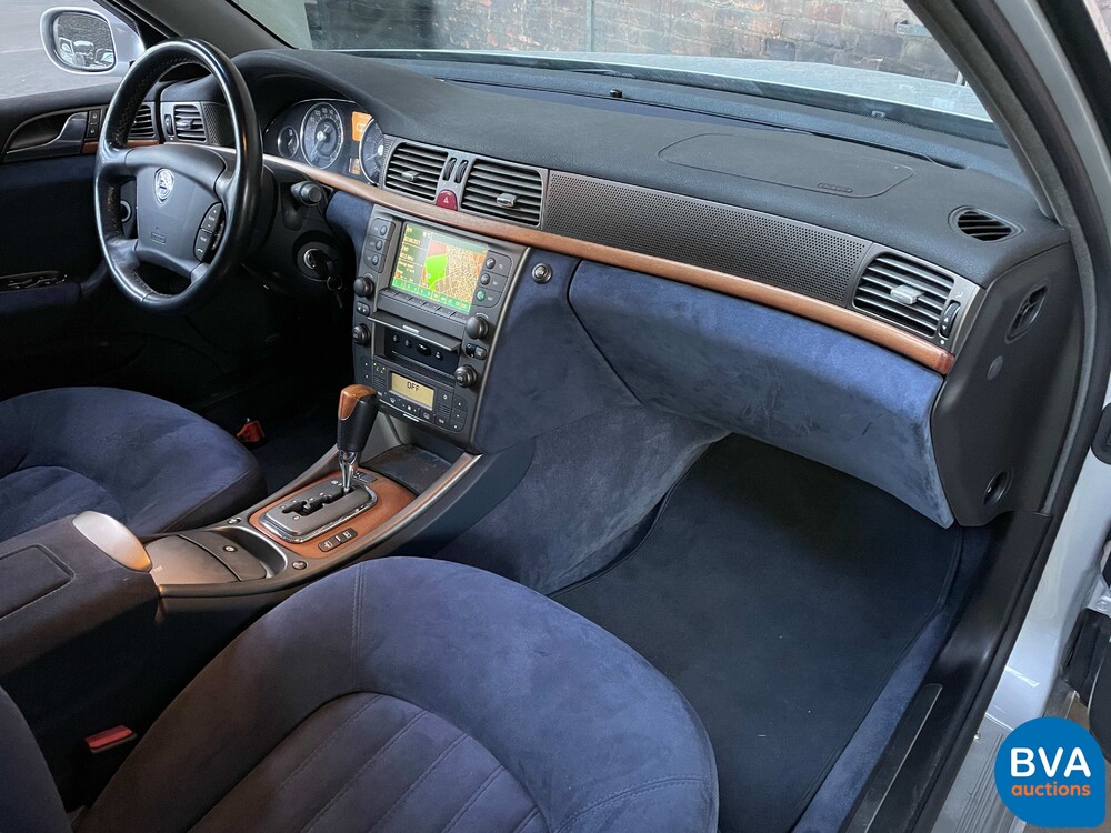 Lancia-These 3.2-24V V6 Emblema 230pk 2005 -Original NL, 22-RF-GB.