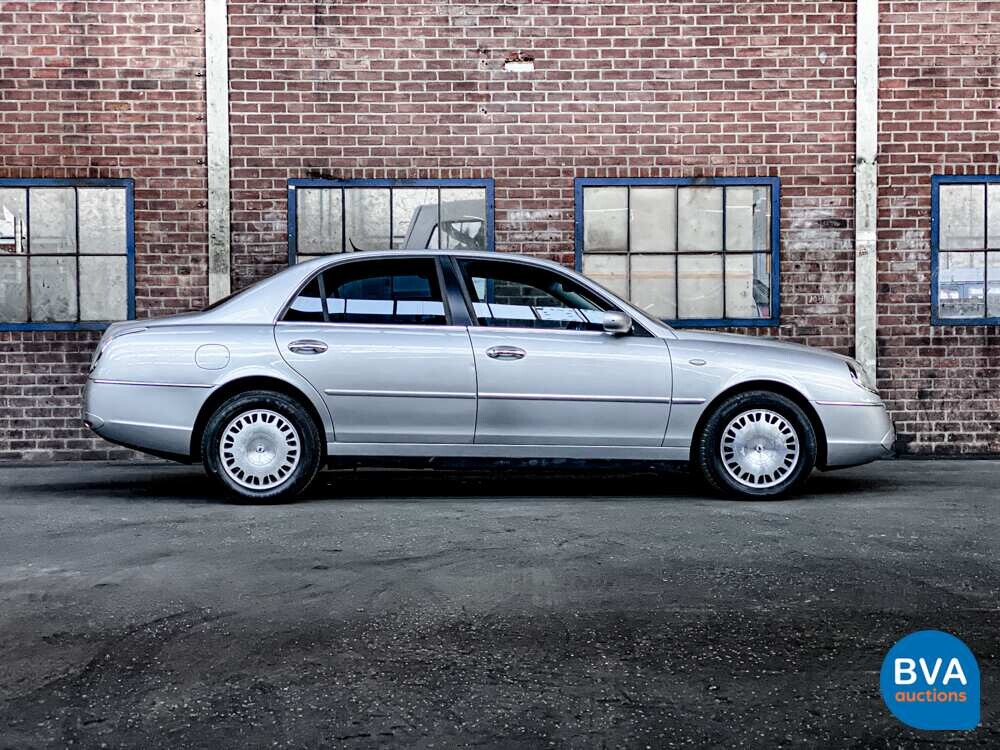 Lancia-These 3.2-24V V6 Emblema 230pk 2005 -Original NL, 22-RF-GB.