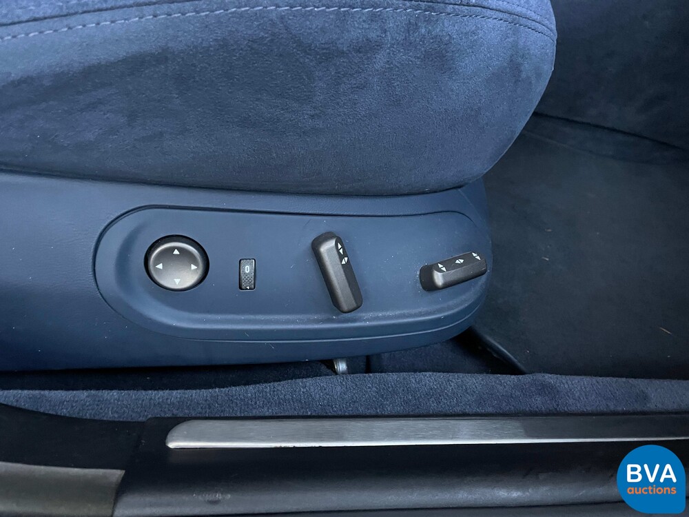 Lancia-These 3.2-24V V6 Emblema 230pk 2005 -Original NL, 22-RF-GB.