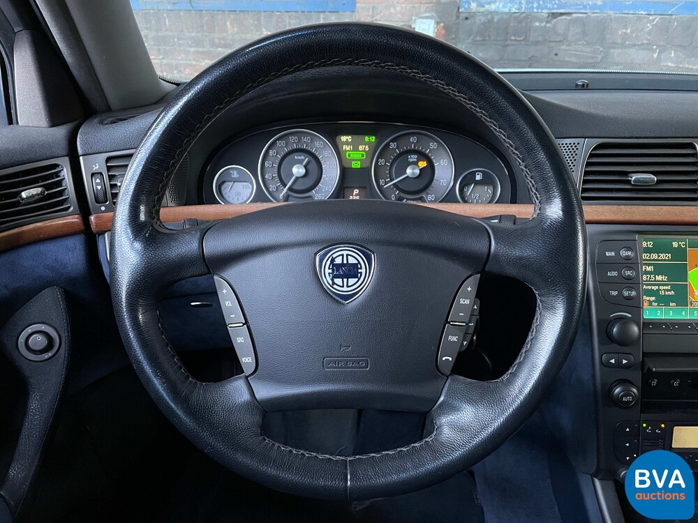 Lancia-These 3.2-24V V6 Emblema 230pk 2005 -Original NL, 22-RF-GB.