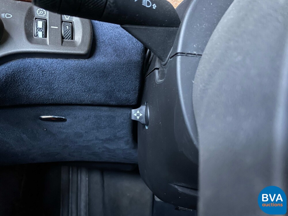 Lancia-These 3.2-24V V6 Emblema 230pk 2005 -Original NL, 22-RF-GB.