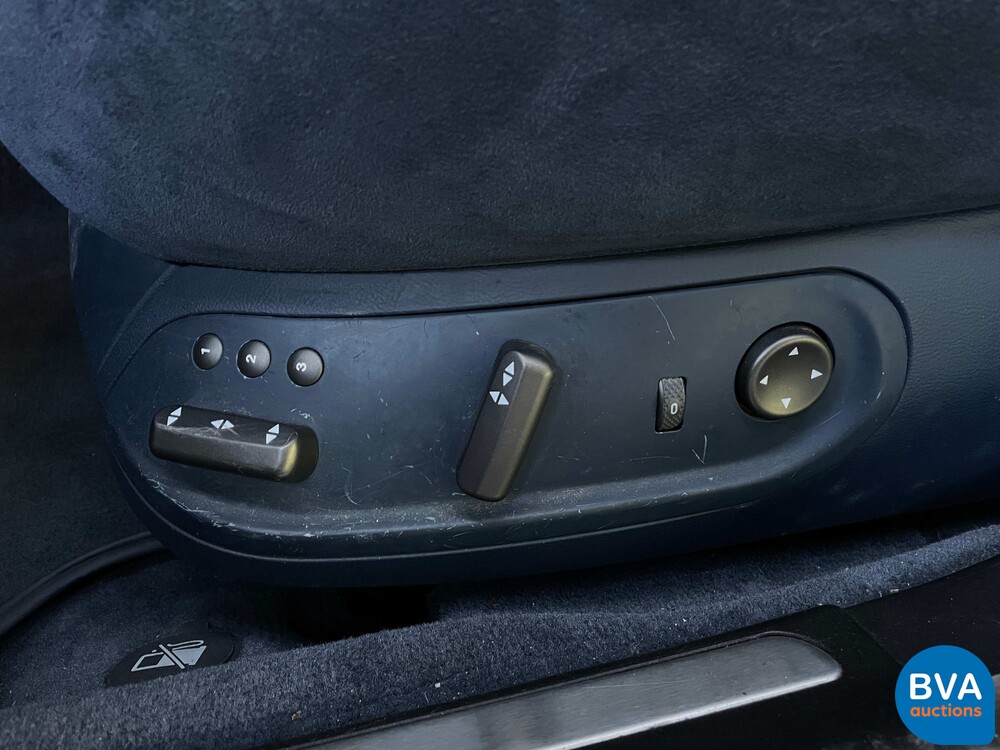 Lancia-These 3.2-24V V6 Emblema 230pk 2005 -Original NL, 22-RF-GB.