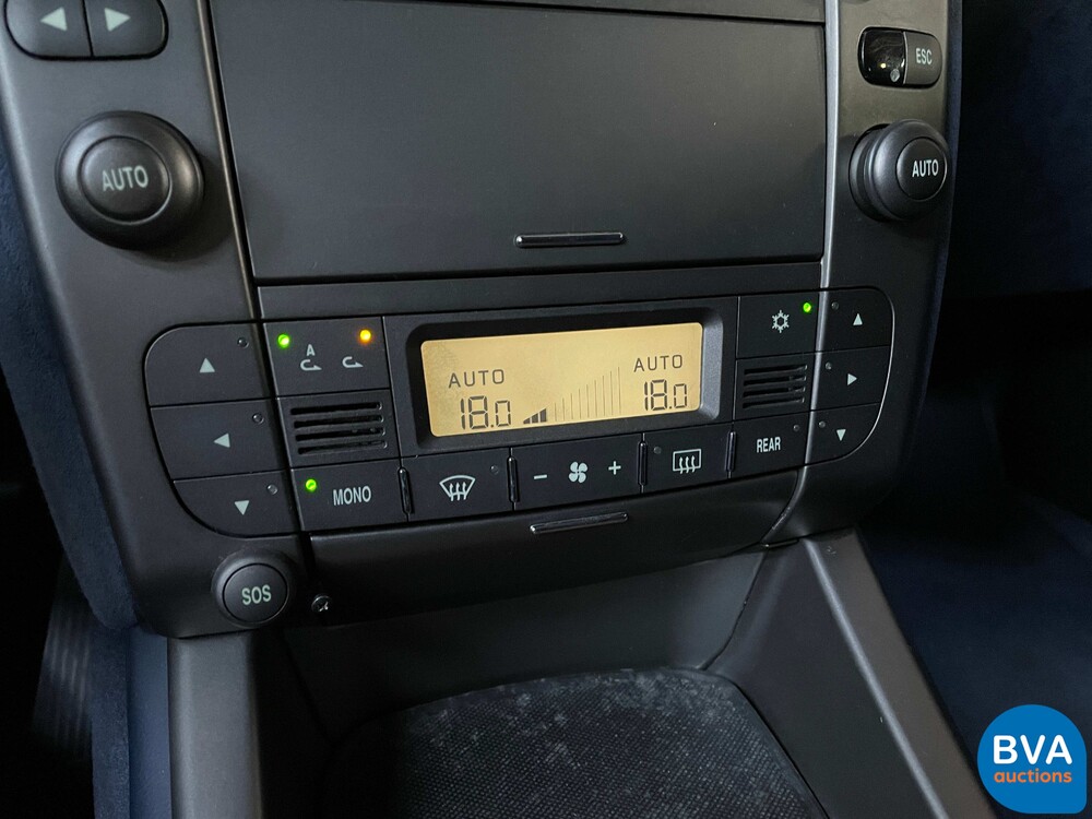 Lancia-These 3.2-24V V6 Emblema 230pk 2005 -Original NL, 22-RF-GB.