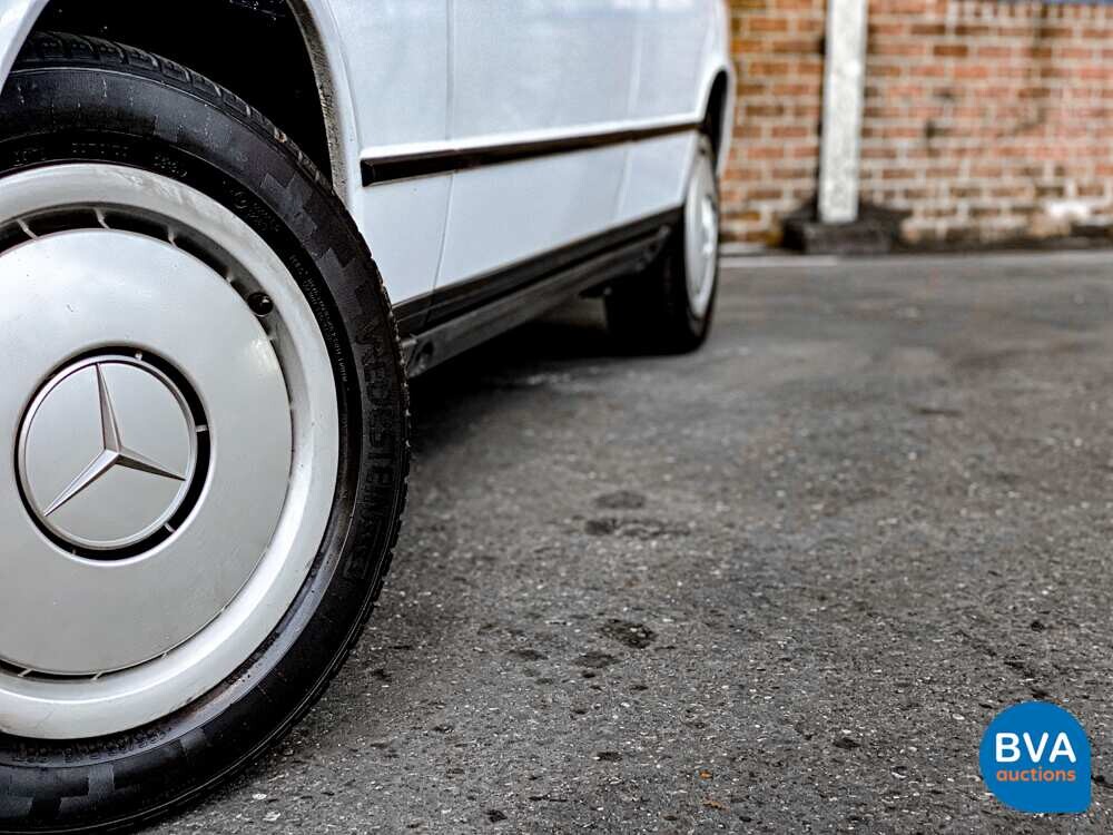 Mercedes-Benz 190E 102 PS W201 1986, 13-JHX-2.